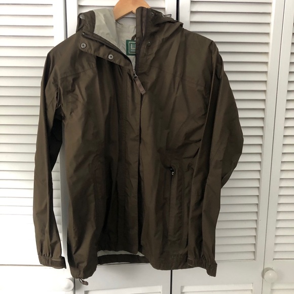 L.L Bean Rain Jacket - Picture 1 of 10